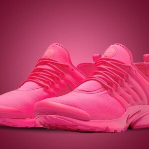 Nike Air Presto Triple Pink FD0290-600 Nike Women's Vibrant Pink Sneakers